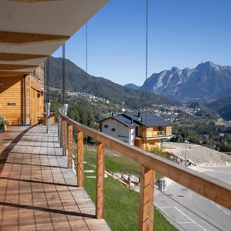 Giallo Dolomiti Wellness Fogadó *