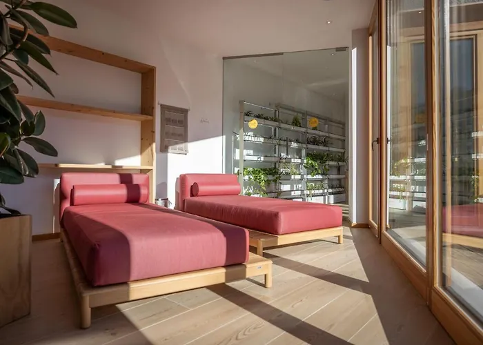Giallo Dolomiti Wellness