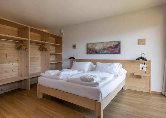 Giallo Dolomiti Wellness