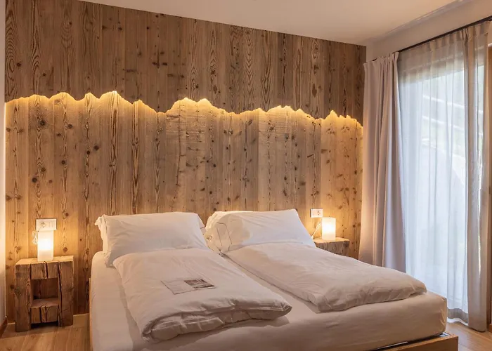 Giallo Dolomiti Wellness *