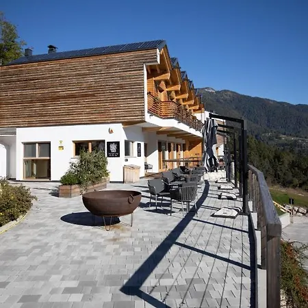 Giallo Dolomiti Wellness Gasthof