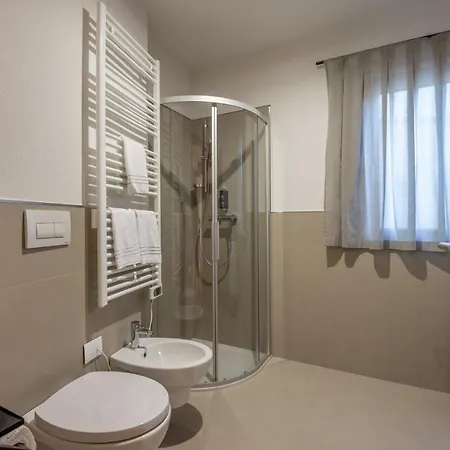 Giallo Dolomiti Wellness Πανδοχείο