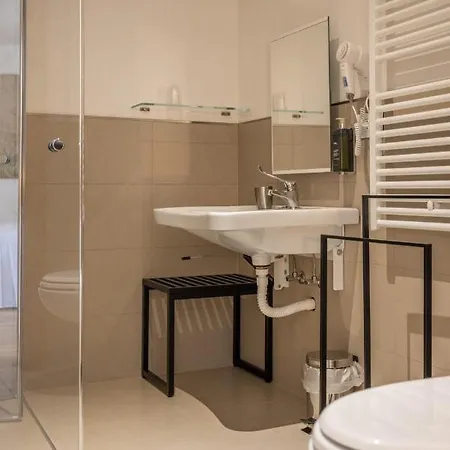 Giallo Dolomiti Wellness Πανδοχείο *