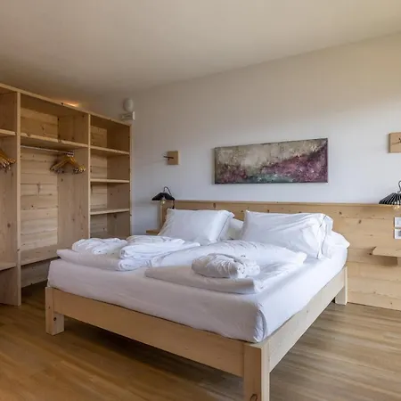 Giallo Dolomiti Wellness
