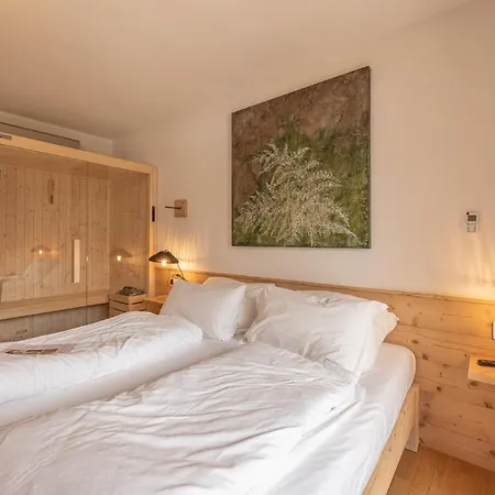 Giallo Dolomiti Wellness Πανδοχείο *