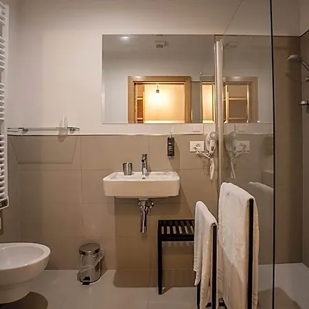Giallo Dolomiti Wellness Πανδοχείο Pieve di Cadore