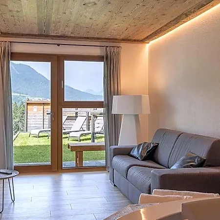 宾馆 Giallo Dolomiti Wellness