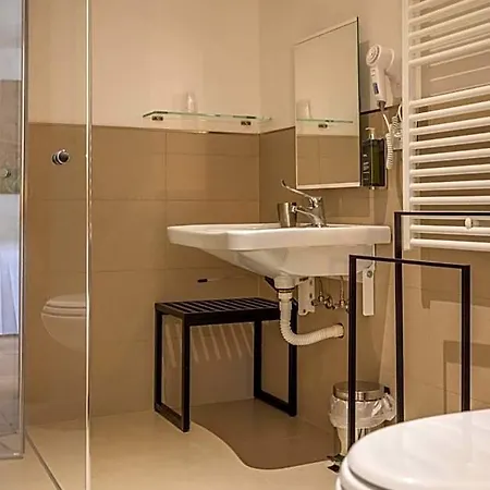 Giallo Dolomiti Wellness Pieve di Cadore