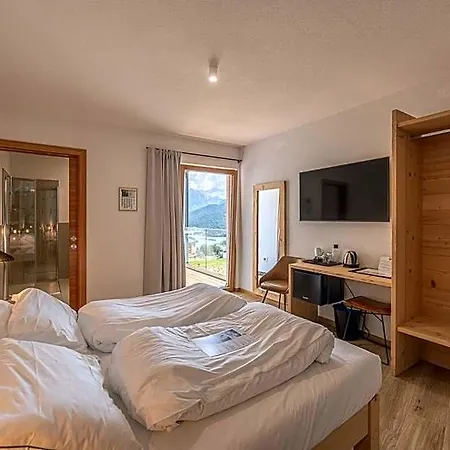 Giallo Dolomiti Wellness *
