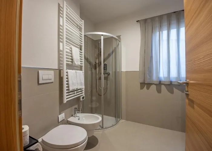 Giallo Dolomiti Wellness 宾馆