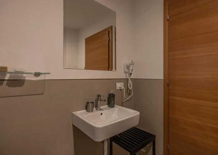 Giallo Dolomiti Wellness 宾馆 皮耶韦迪卡多雷