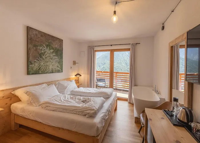 宾馆 Giallo Dolomiti Wellness 皮耶韦迪卡多雷