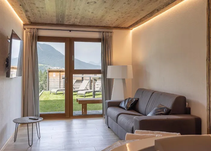 Giallo Dolomiti Wellness * 皮耶韦迪卡多雷